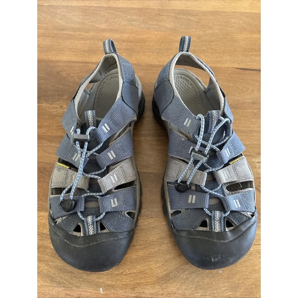 Keen Newport H2 Men's Size 9.5  Blue Gray  Waterproof Sport Sandals Outdoor‎